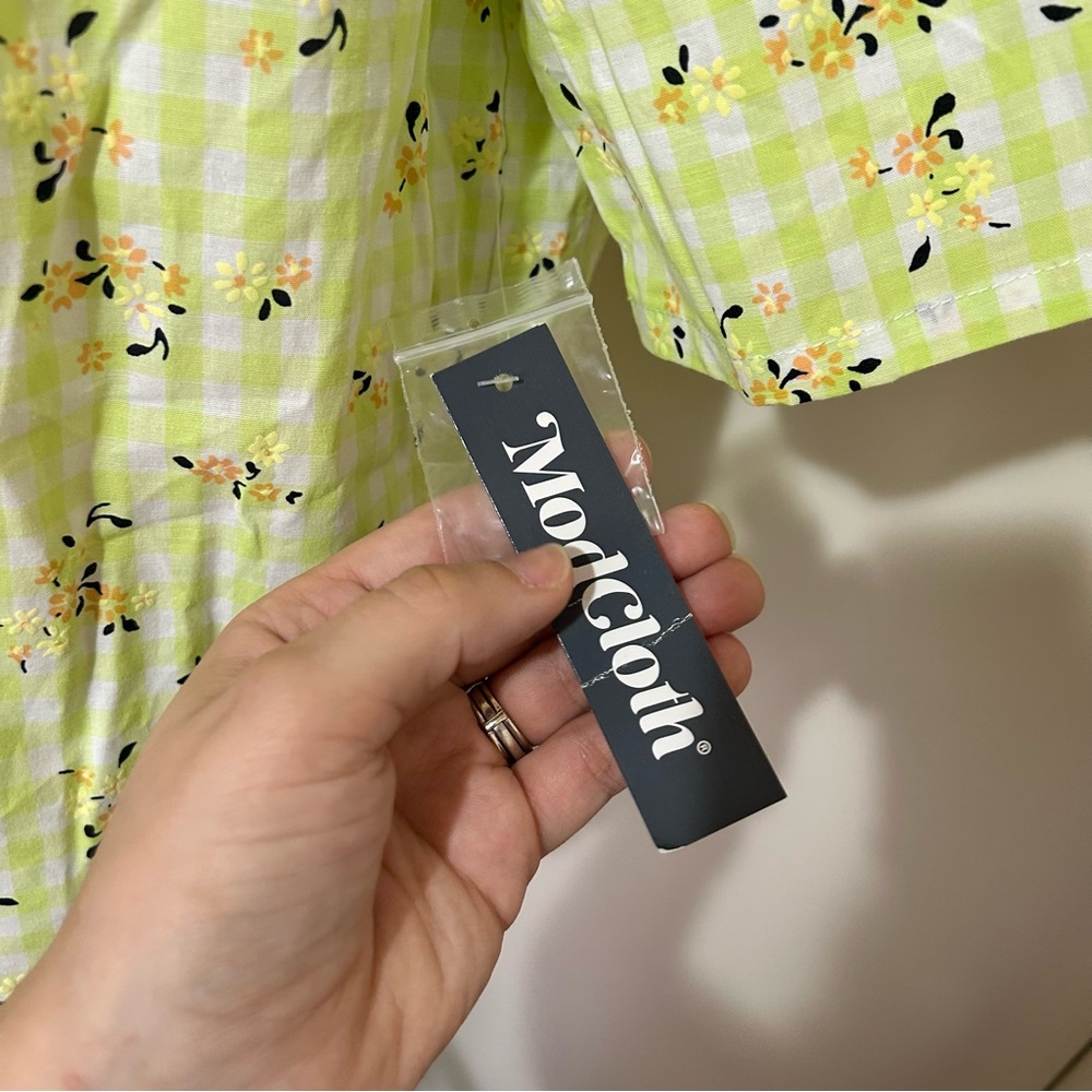 ModCloth medium spring fun gingham blouse NWT - image 6